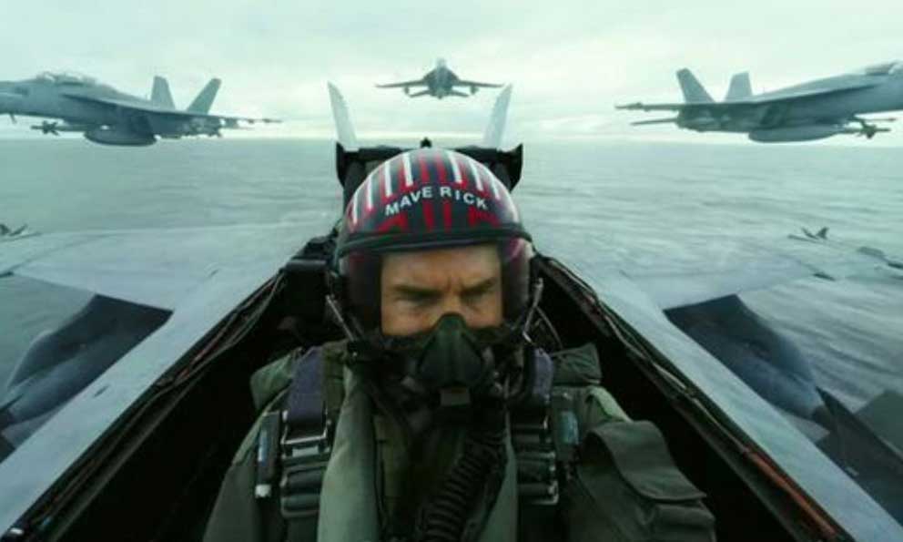 tom cruise si es piloto